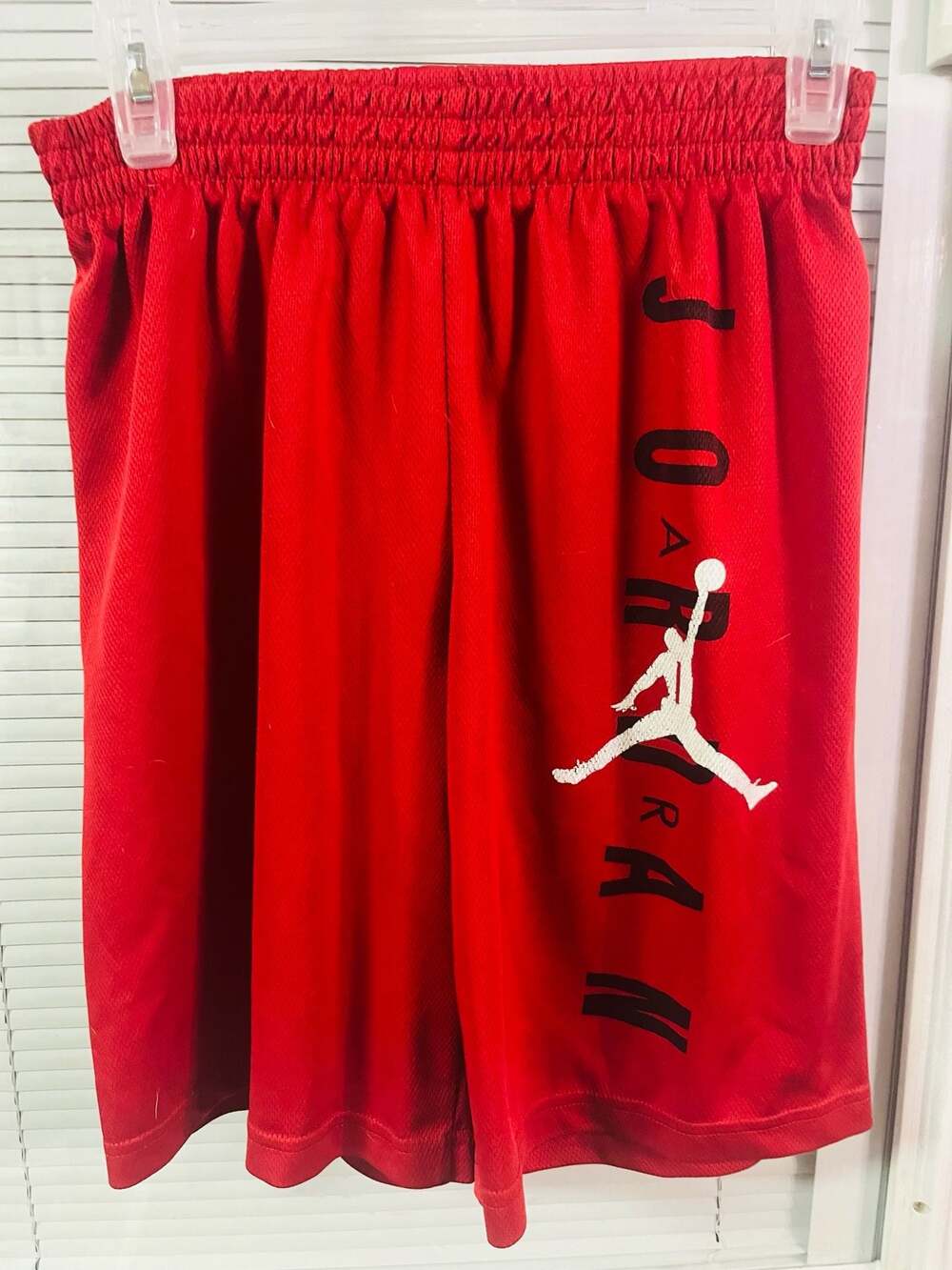 Jordan Youth Large 12-13 Red Basketball Mesh Shorts